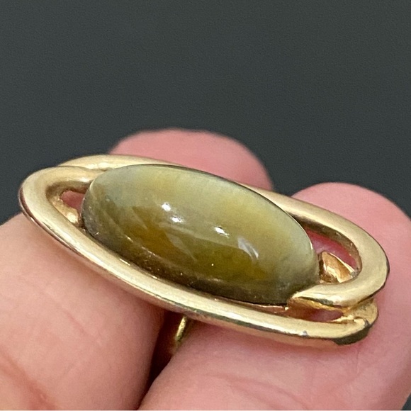 Vintage SWANK Olive Green Cats Eye Oval Gold-tone Cuff Links - Picture 7 of 12